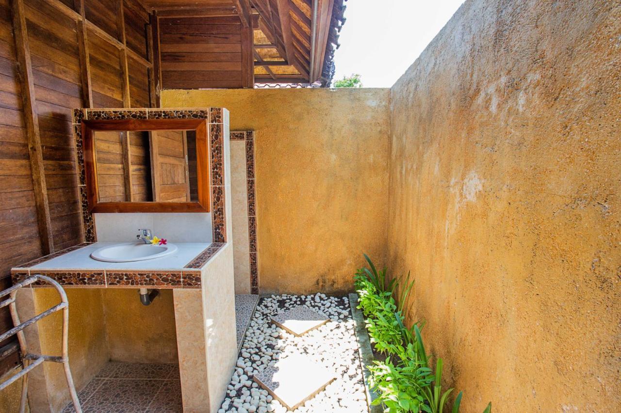 The Well House Hotel Lembongan Exterior foto